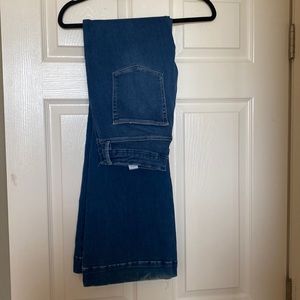 GOOD AMERICAN JEANS. Size 14